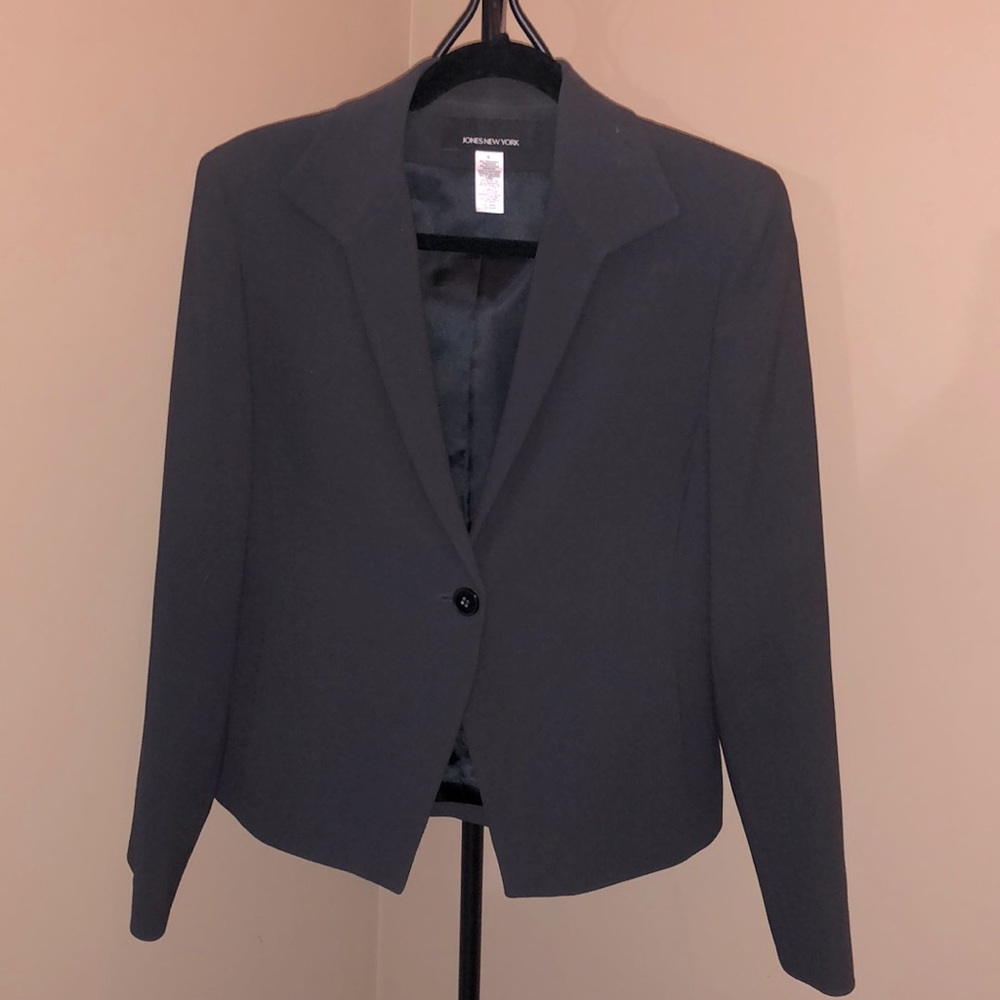 Ladies Jones New York tailored jacket